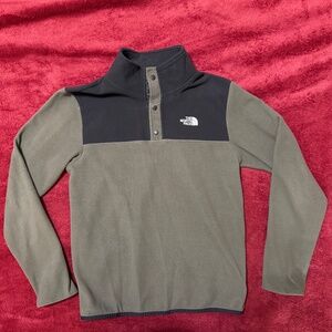 North Face boys fleece pullover